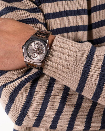 V2H44011370D13E1E4E203B9F7909139B6DR7501029P10