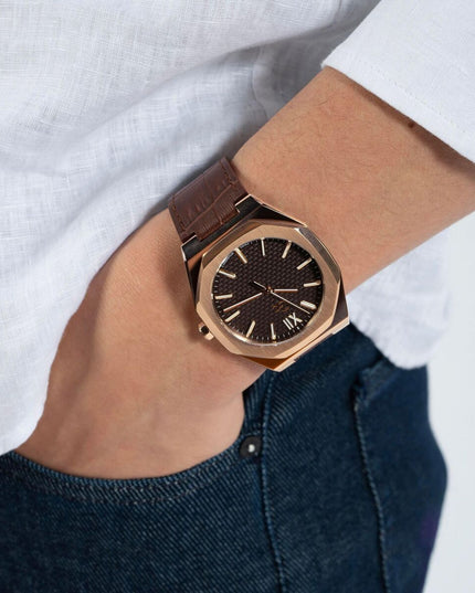 V4H021F7E82B0A468153CD90924CB01CA08R7501059P7