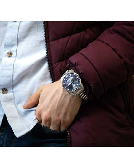 V5H7CB6B62C6A79C313D1D9B7987CD76698R5770112P8