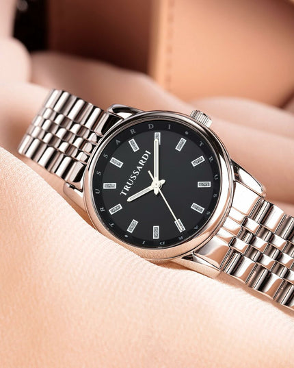 V4H0B76D658E41479E311F469552C65600AR7046159P9