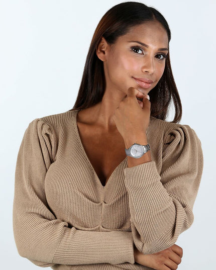 V4H2F65BF84D63659634E418958245CE42DR7046213P3