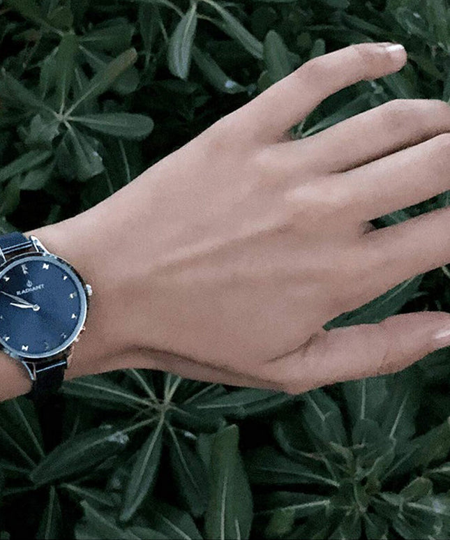 V15HEB6BF7BF9A5A1D4F0FDA0F2F075413FCR6898343P2